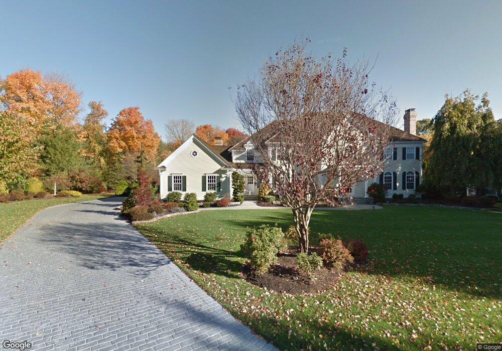 448 Midlock Rd, Fairfield, CT 06824 - photo 1