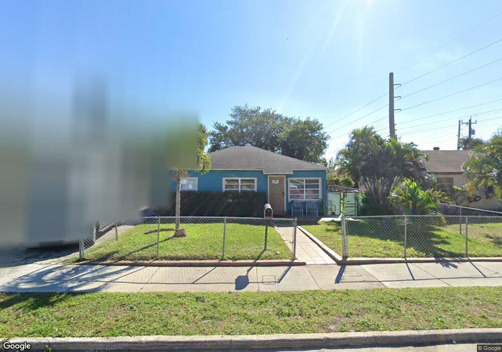 932 37th St, West Palm Beach, FL 33407 - photo 1