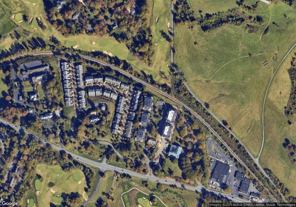 435 White Gables Ln unit 302, Charlottesville, VA 22903 - photo 1