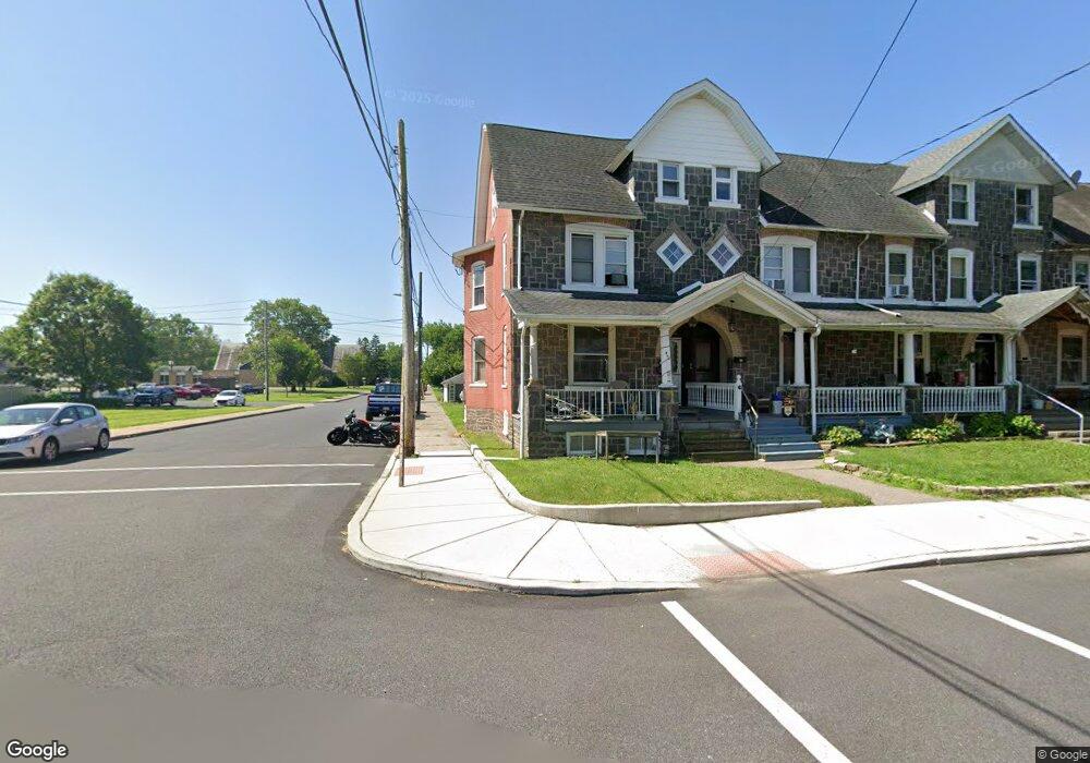 400 Juniper St, Quakertown, PA 18951 - photo 1