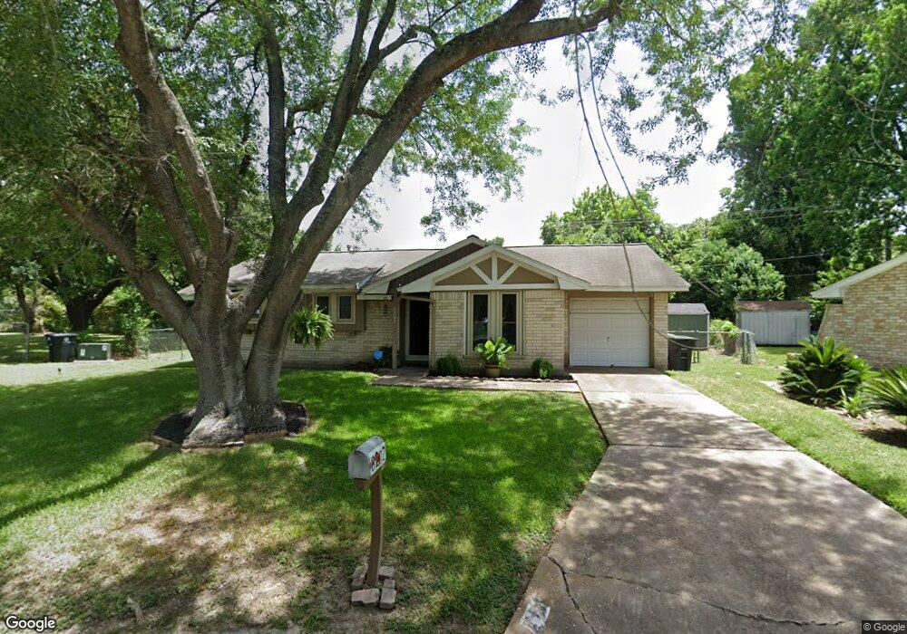 8202 Ponnel Ln, Houston, TX 77088 - photo 1