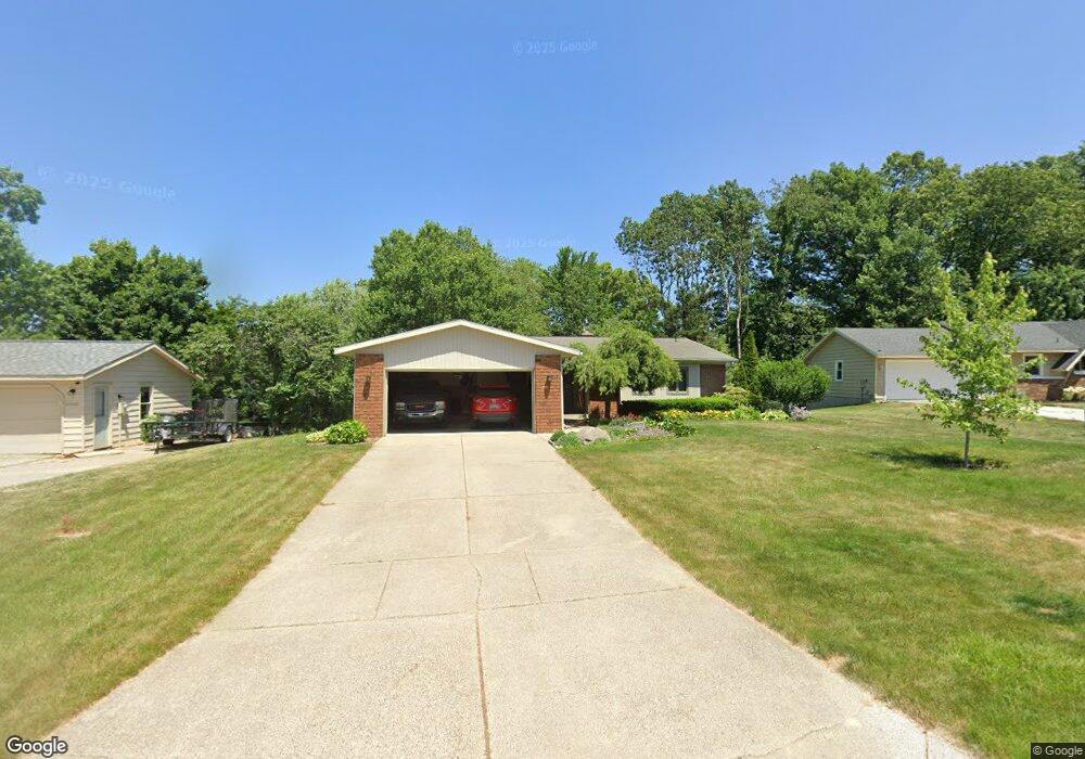 2488 Appleton Dr NE, Grand Rapids, MI 49525 - photo 1