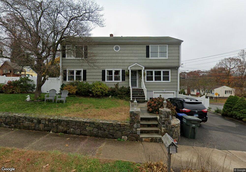 129 Deramo Place, Bridgeport, CT 06606 - photo 1