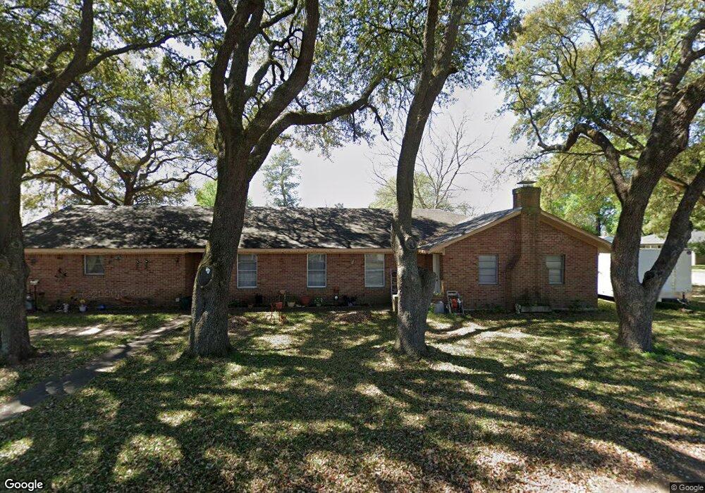 502 S Magnolia St, Tomball, TX 77375 - photo 1