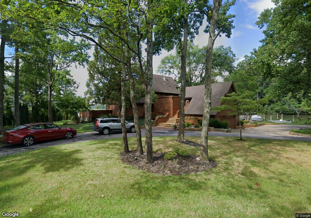 610 Harbor Dr, Annapolis, MD 21403 - photo 1