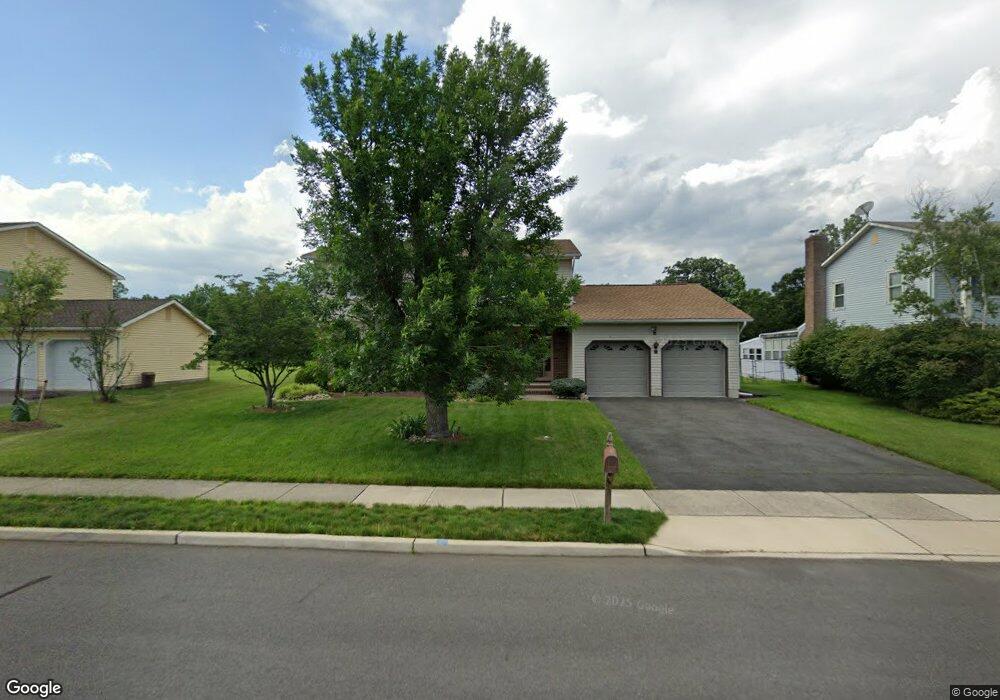 27 Junction Pond Ln, Monmouth Junction, NJ 08852 - photo 1