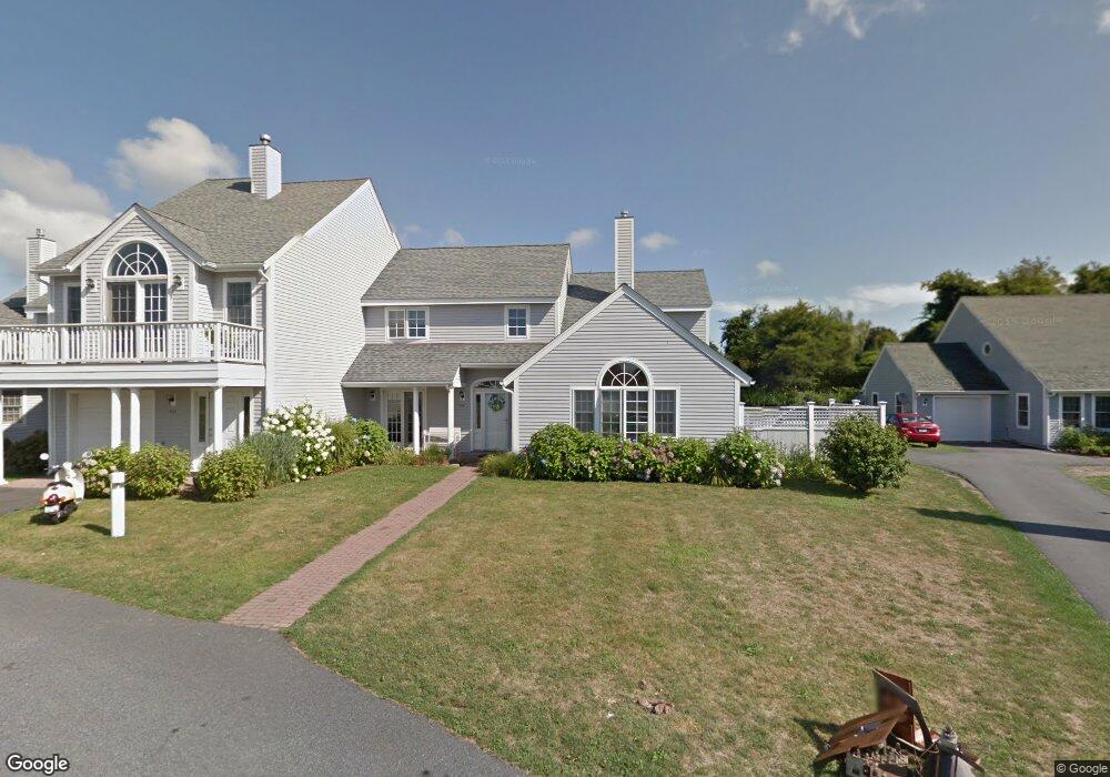 414 Corey Ln unit 414a, Middletown, RI 02842 - photo 1