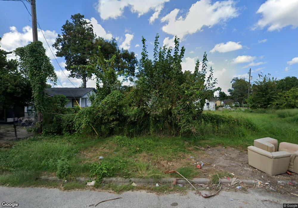 1515 Fairbanks St, Houston, TX 77009 - photo 1