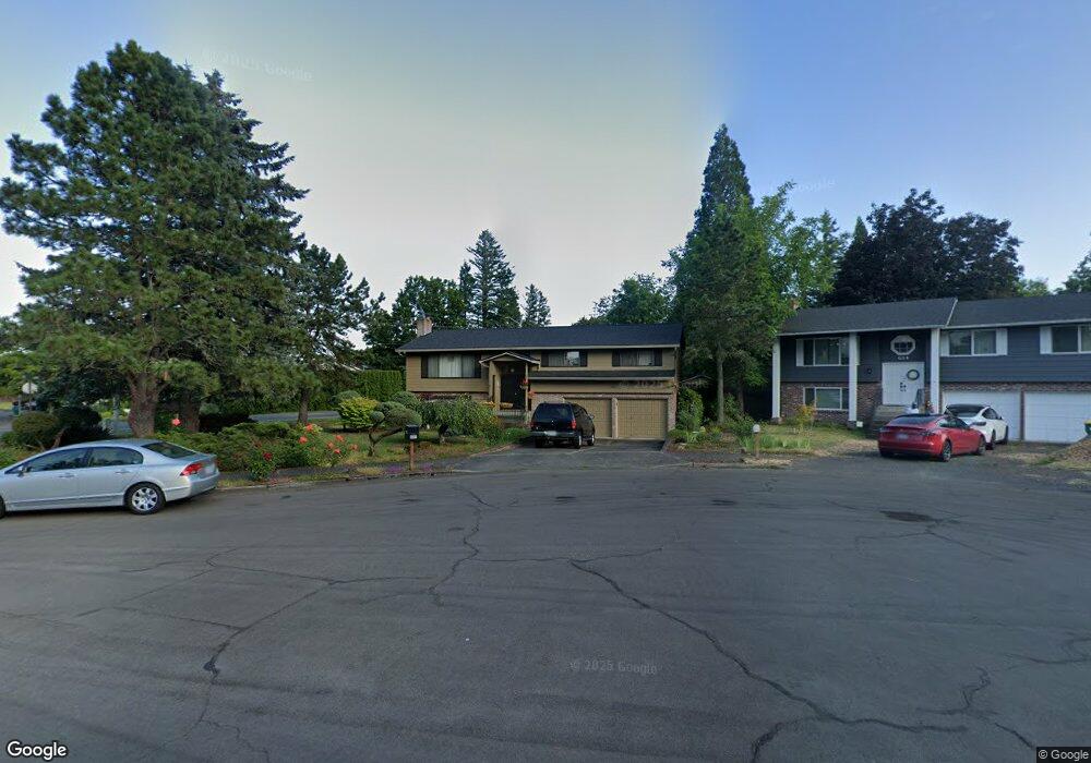 602 SW 19th Cir, Troutdale, OR 97060 - photo 1