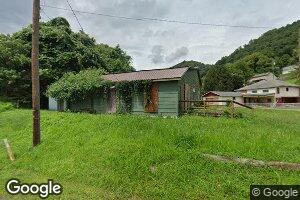 303 Morris St, Cedar Grove, WV 25039