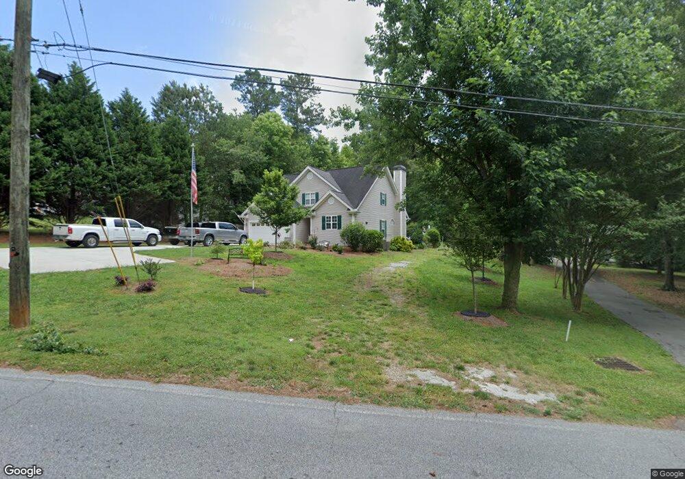 413 3rd Ave, Winder, GA 30680 - photo 1