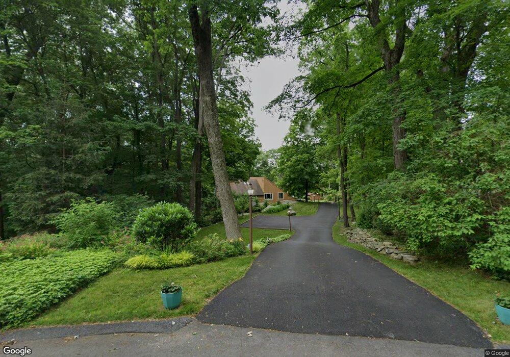 9 Evans Place, Armonk, NY 10504 - photo 1