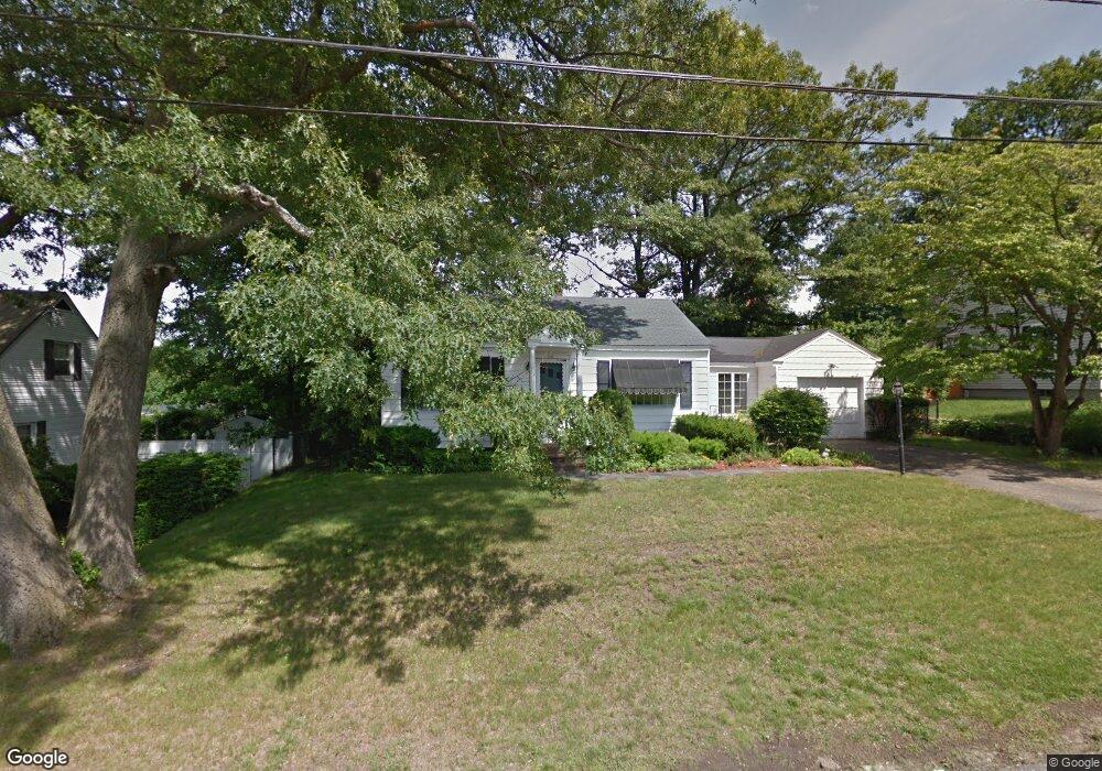 287 Colonial Rd, Lawrence, MA 01843 - photo 1