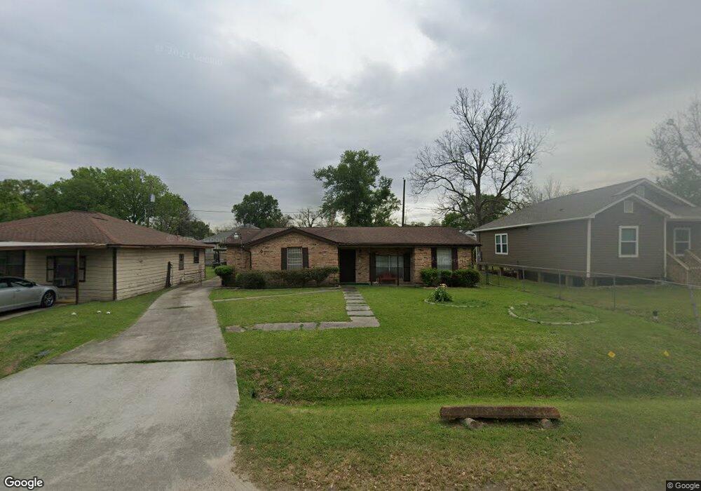 975 Marjorie St, Houston, TX 77088 - photo 1