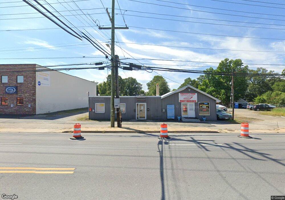 8052 Ft Smallwood Rd, Curtis Bay, MD 21226 - photo 1