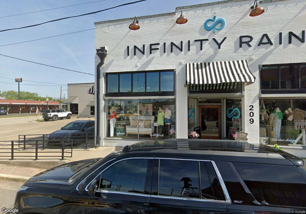 209 W California St, Gainesville, TX 76240 - photo 1