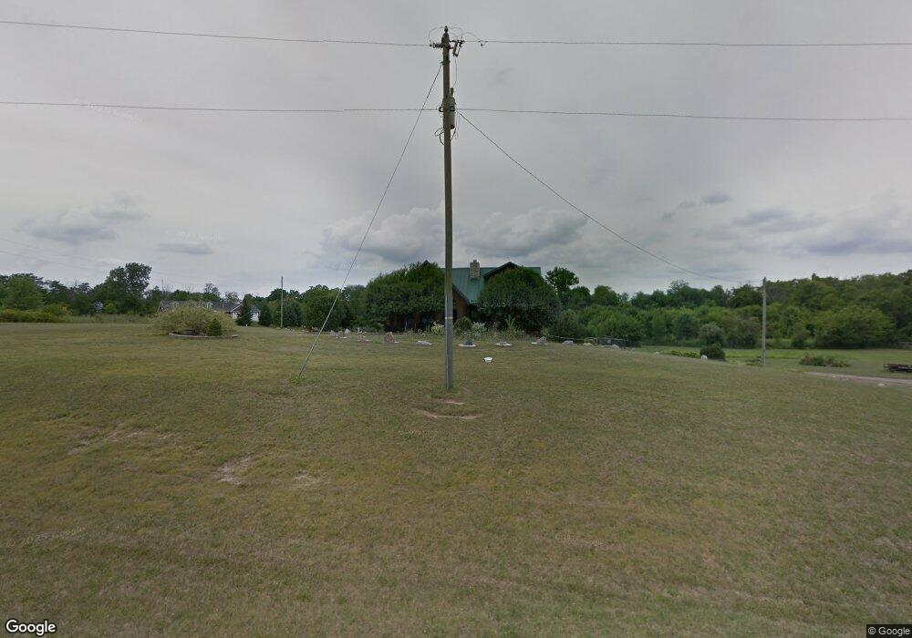 8075 Reservoir Rd, Lima, OH 45801 - photo 1