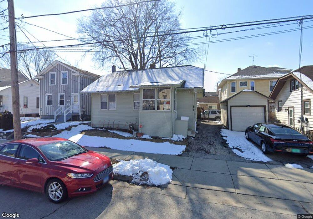 257 Franklin Blvd, Elgin, IL 60120 - photo 1