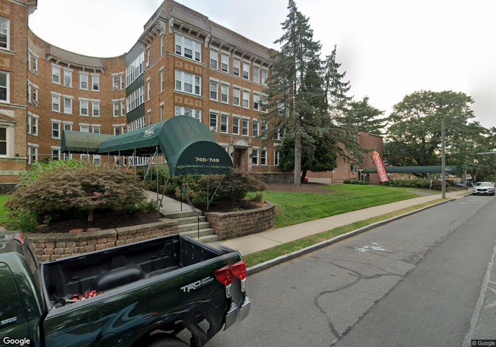 749 Farmington Ave unit 1E, West Hartford, CT 06119 - photo 1