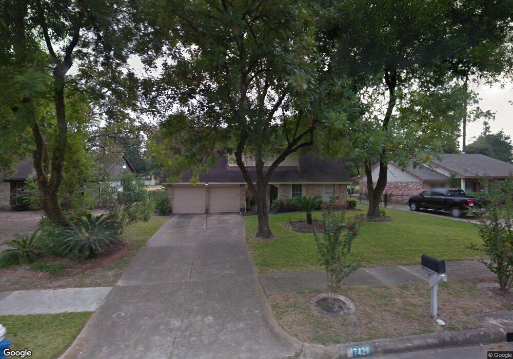 7426 Deep Forest Dr, Houston, TX 77088 - photo 1