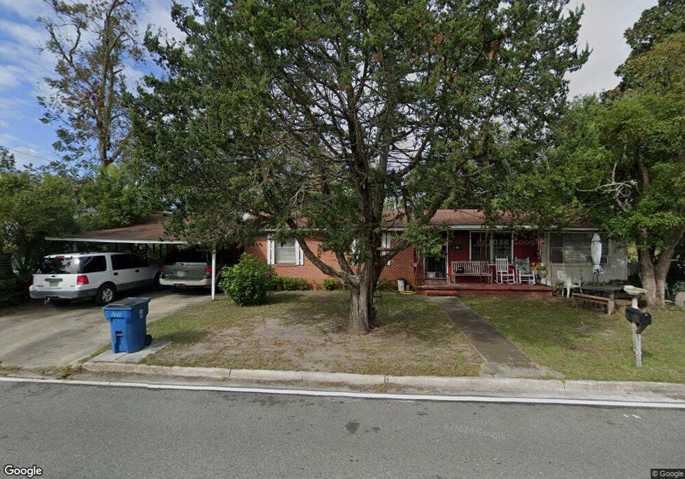 1411 2nd St, Brunswick, GA 31520 - photo 1