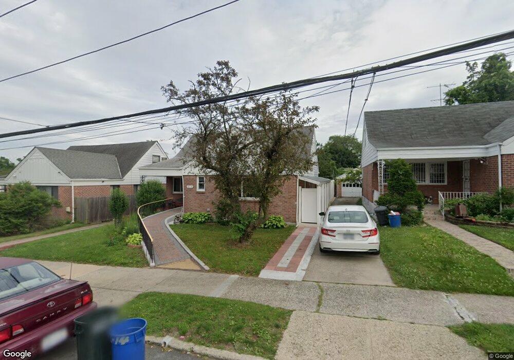 19214 48th Ave, Fresh Meadows, NY 11365 - photo 1