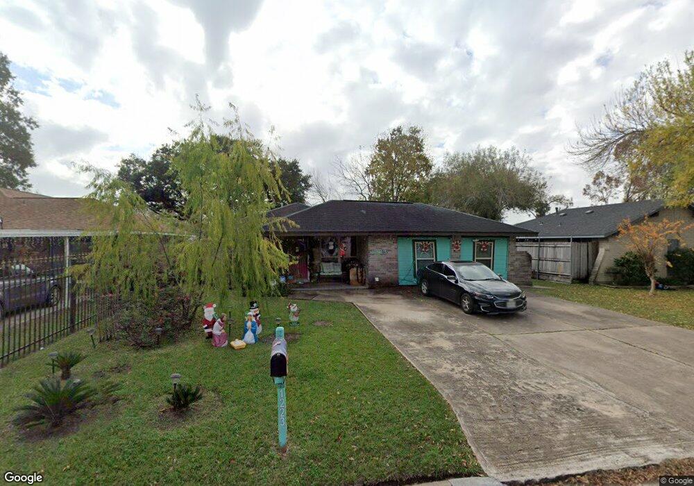1223 Castolan Dr, Houston, TX 77038 - photo 1