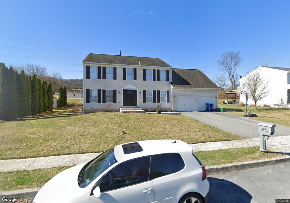 3506 Mohegan Dr, Reading, PA 19608 - photo 1
