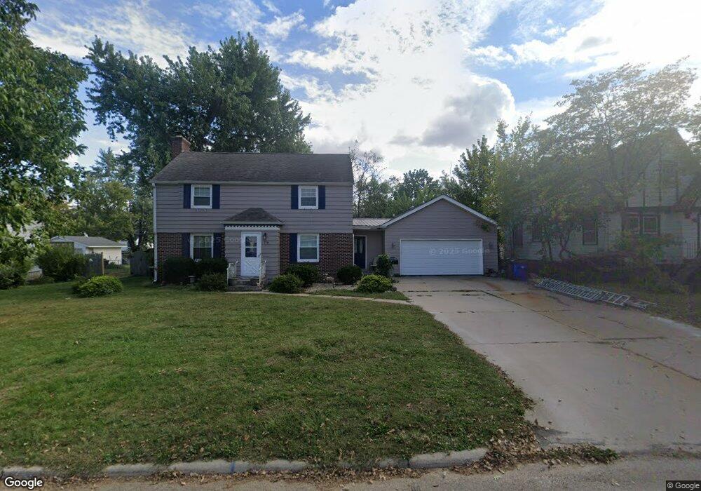 2761 Iowa Ave SE, Cedar Rapids, IA 52403 - photo 1