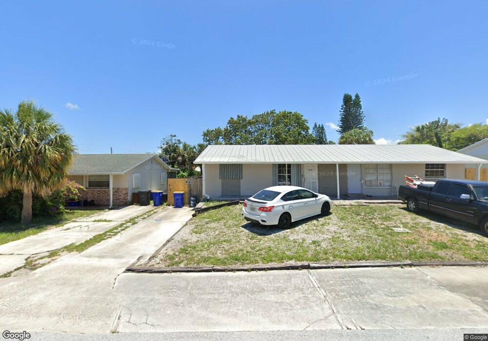 2366 NE Rustic Place unit 266, Jensen Beach, FL 34957 - photo 1