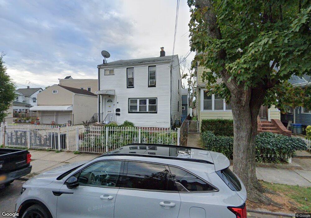 8792 112th St, Richmond Hill, NY 11418 - photo 1