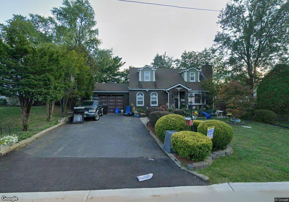 5 Halstead Rd, New Brunswick, NJ 08901 - photo 1