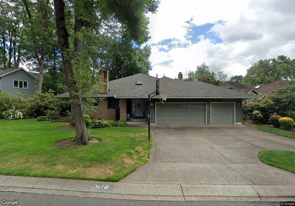 5752 Victoria Ct, Lake Oswego, OR 97035 - photo 1