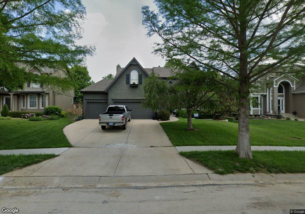 21606 W 100th St, Lenexa, KS 66220 - photo 1