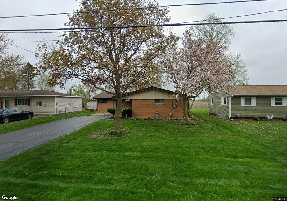 1665 Joy St, Saginaw, MI 48601 - photo 1