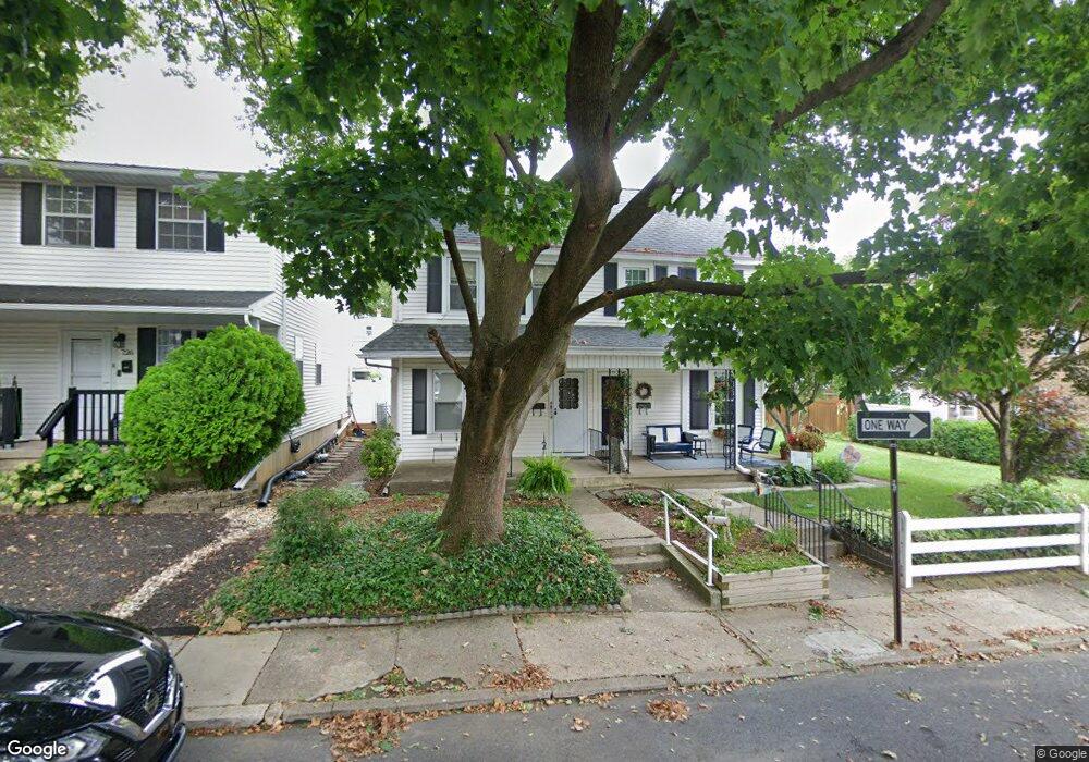 722 Dellwood St, Bethlehem, PA 18018 - photo 1