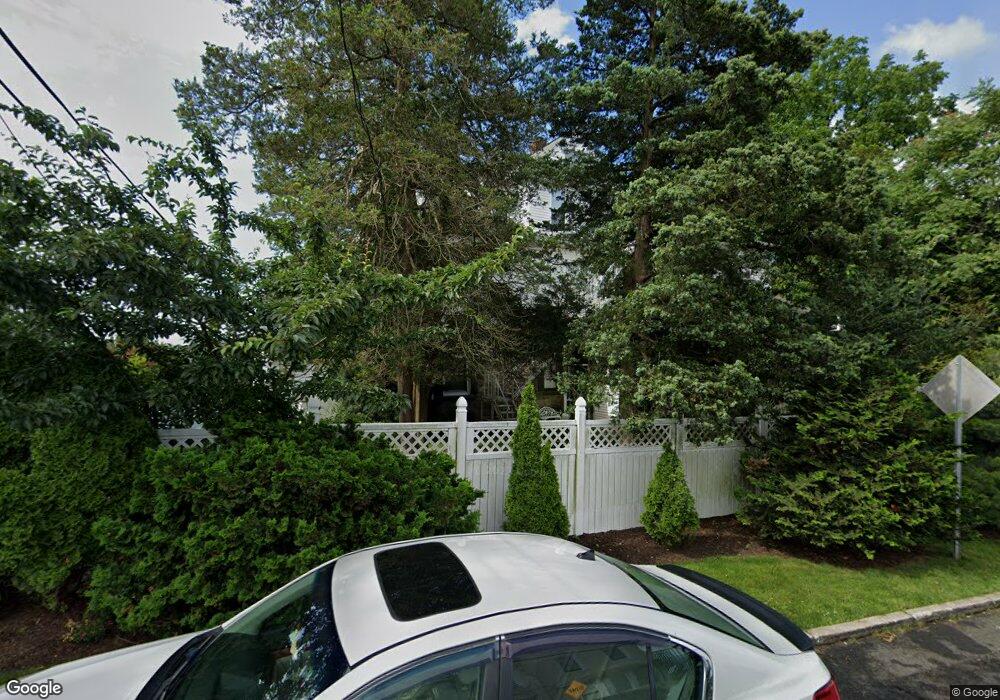 5 Hundley Ct, Stamford, CT 06902 - photo 1