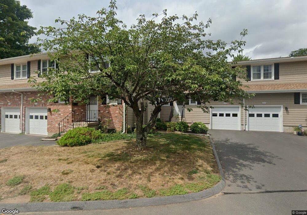 1303 New Britain Ave, West Hartford, CT 06110 - photo 1