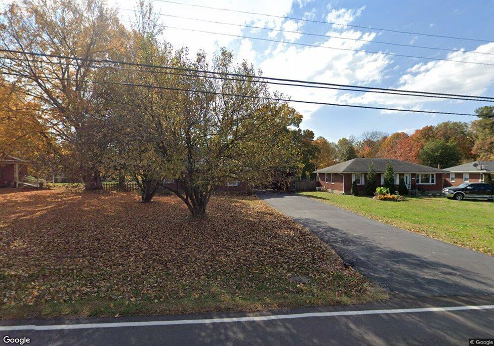 9204 Hudson Ln, Louisville, KY 40291 - photo 1