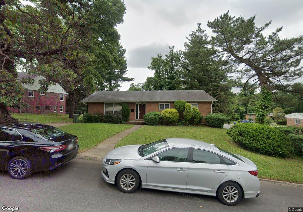 2705 Steele Rd, Baltimore, MD 21209 - photo 1