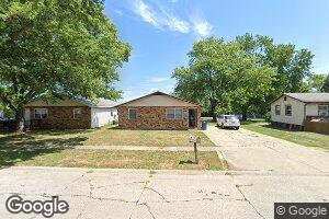 2510 Campbell Dr, Champaign, IL 61821
