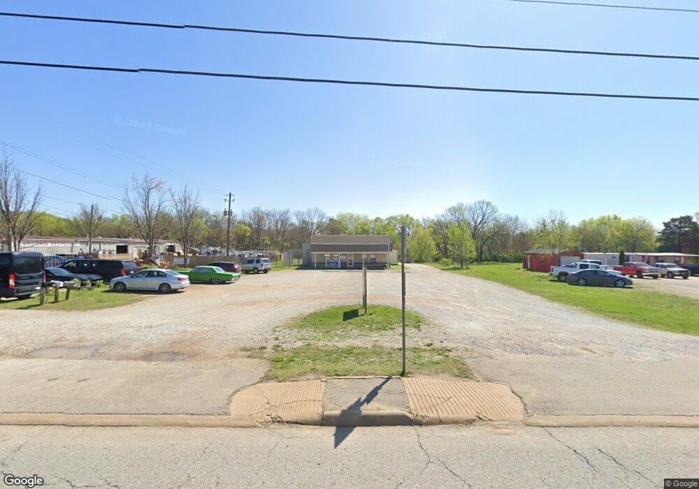 1306 S School Ave, Fayetteville, AR 72701 - photo 1