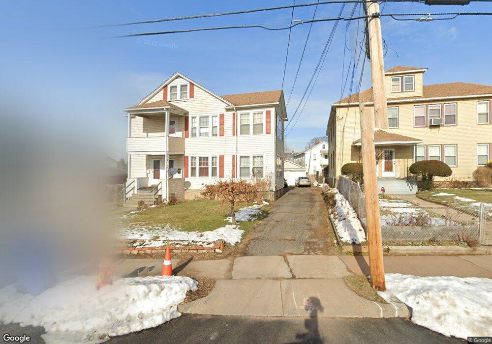 110 Thomaston St unit 112, Hartford, CT 06112 - photo 1