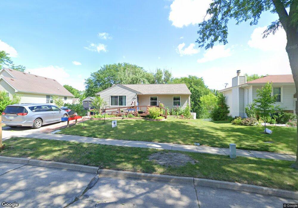 1704 E Lacona Ave, Des Moines, IA 50320 - photo 1