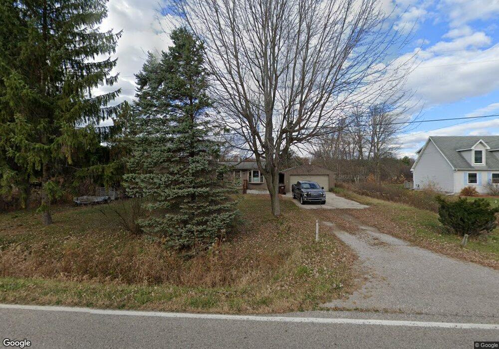 3323 E Hubbard Rd, Midland, MI 48642 - photo 1