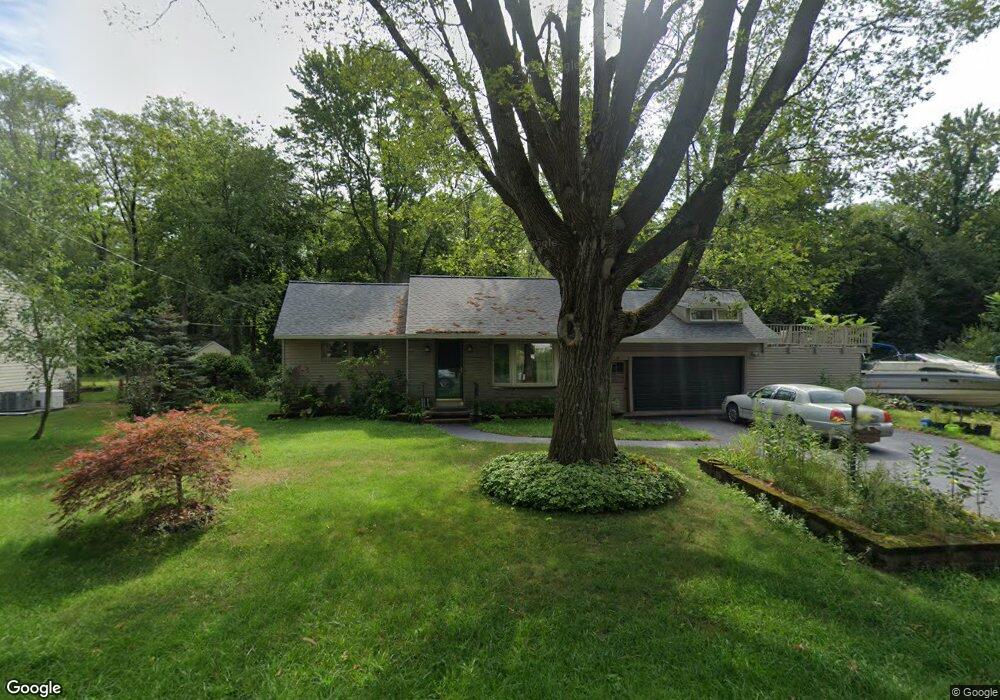 19 Maywood Dr, Schenectady, NY 12302 - photo 1