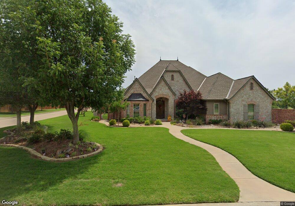 2202 Oak Hollow Rd, Duncan, OK 73533 - photo 1