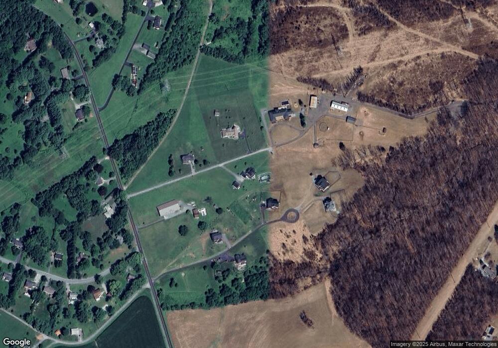 805 Duchess Ln, Sykesville, MD 21784 - photo 1