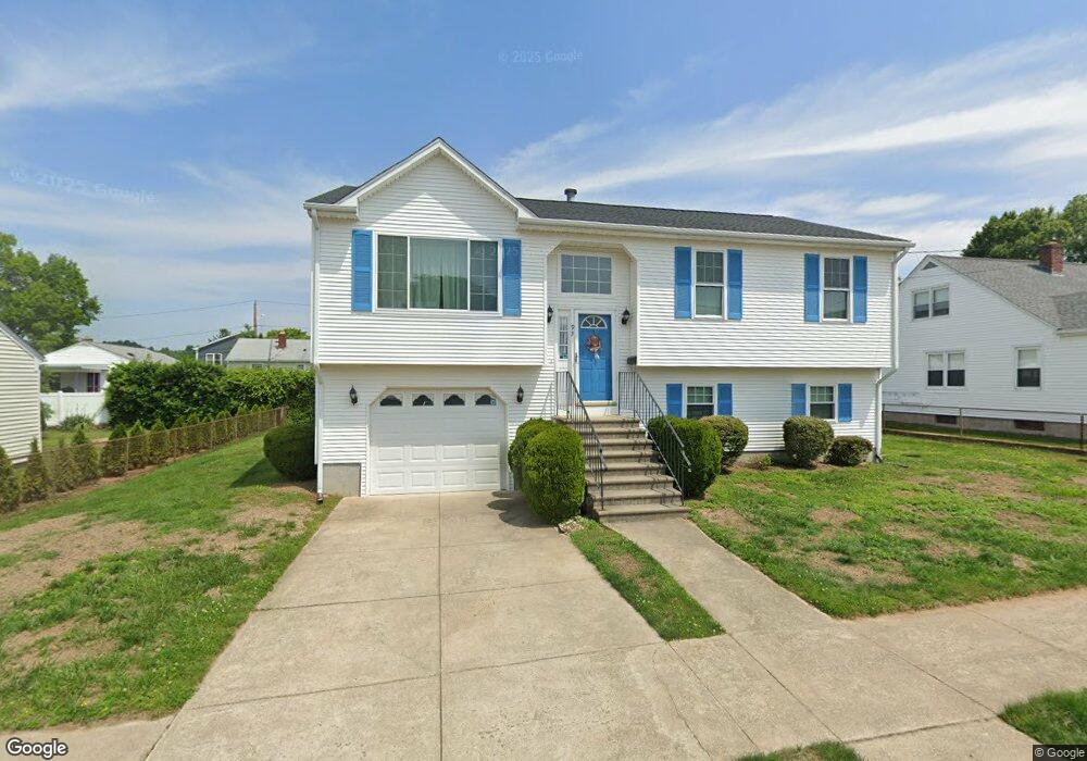 95 Texas Ave, Providence, RI 02904 - photo 1