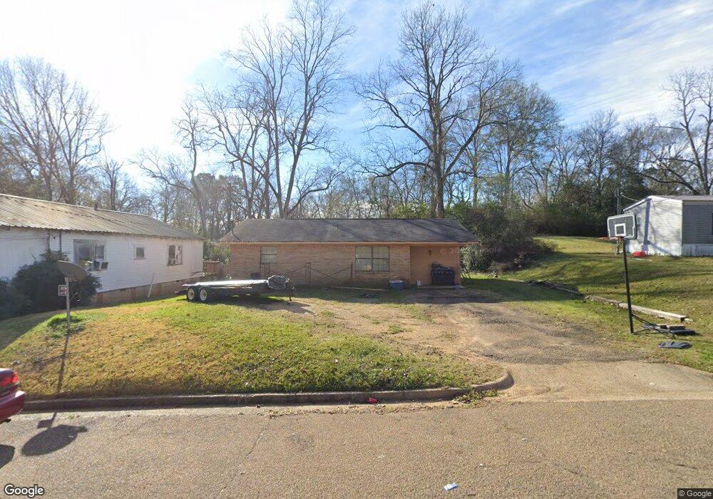 326 Robert McDaniel Dr, Hazlehurst, MS 39083 - photo 1
